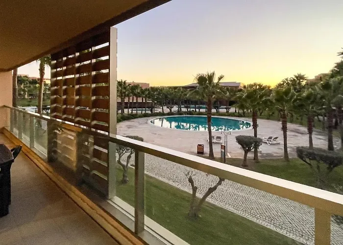 Herdade Dos Salgados,t3 8c-1b, Lagoas *